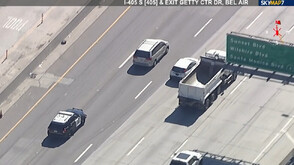 Със 150 км/ч: Полицията преследва жена с крадена кола близо 300 километра, тя избяга в Мексико (ВИДЕО)