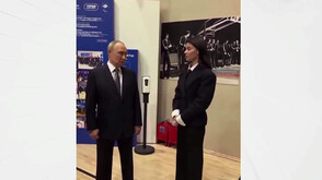 Болен ли е Путин? Ново видео събуди спекулации за здравословното му състояние