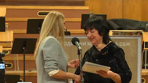 Удостоиха репортера на NOVA Вероника Димитрова със "Златно перо"