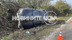 Пиян шофьор самокатастрофира и избяга край Горно Оряхово