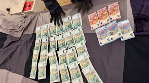 Над 100 хиляди лева са открити в дома на единия от задържаните за подкуп митничари (СНИМКИ)