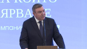 Костадин Ангелов: Парите за заплатите на младите лекари са осигурени
