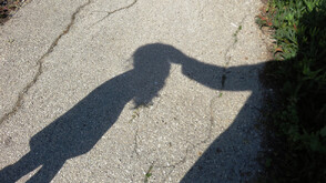 Осъдиха условно педофил, бил интимен със 7-годишно дете в продължение на 4 години