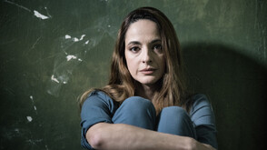 Затворничките избират кметица, а Ина разкрива злокобна тайна в „Клетката“