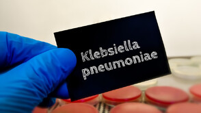 Резистентните щамове: Какво знаем за вътреболничните инфекции и как да се пазим