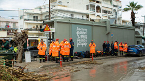 Гърция в плен на лошо време: Свлачища, наводнения и места без ток (СНИМКИ)