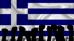 Гръцките фермери блокират пристанища и митници от 30 ноември