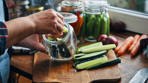 Затварянето на зимнината в буркани води началото си от Наполеон