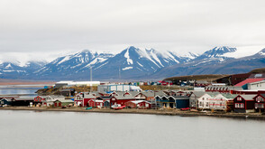 На края на света: Магията на най-северните градове на Земята (СНИМКИ)