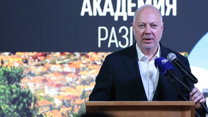 Желязков: Кабинетът функционира много добре като единен орган