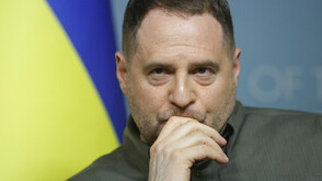 Реакции след сваляне на шефа на президентската администрация в Украйна