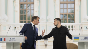 Зеленски и Макрон ще се срещнат в Париж в понеделник
