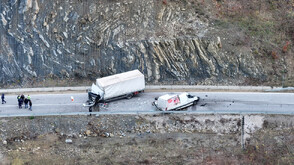 Тежка катастрофа блокира пътя към Шипка, един човек е загинал