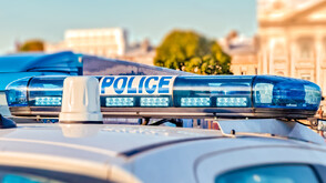 Задържаха двама за влизане с взлом в дома на президента Франсоа Оланд