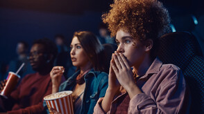 Новo изследване: Мозъкът „симулира“ докосване, когато виждаме сцени на насилие във филми