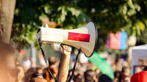 Два протеста в два поредни дни: ПП-ДБ и "ДПС-Ново начало" призовават за демонстрации в цялата страна