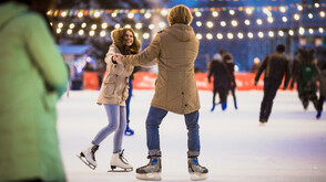 Зимни забавления: Четири ледени пързалки радват жителите и гостите на София