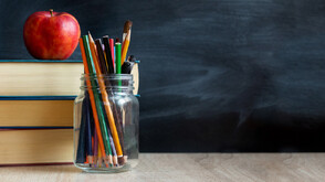 Обсъждат намаляването на чуждоезиковите паралелки, за да има повече часове по български и математика