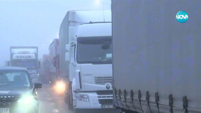 Километрични опашки от тирове по границата с Турция