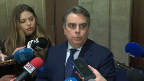 Асен Василев: Ще влезем в еврозоната и без правителство