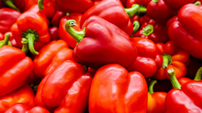 Българската червена чушка - сред 12-те суперпродукта, които пазят зрението