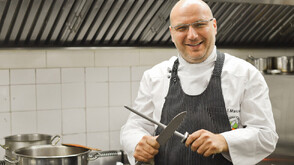 Шеф Манчев вдига платната на потъналия ресторант "Крушунска среща"