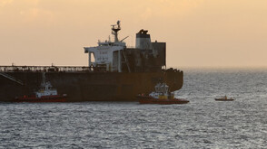 Танкерът „Кайрос” вече е пред Бургаския залив