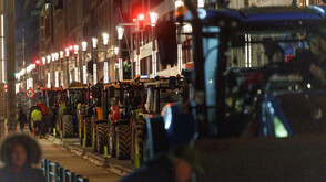 Български фермери - част от многохиляден протест в Брюксел (ВИДЕО)