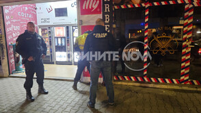 Трима задържани с 10 000 фалшиви евро при спецакция в центъра на София (ВИДЕО+СНИМКИ)