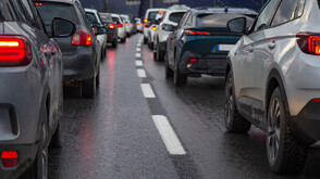 Засилен контрол и ограничения по пътищата около коледно-новогодишните празници