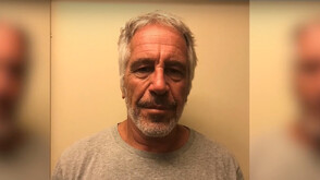 Министерството на правосъдието на САЩ публикува част от дългоочакваните досиета на Епстийн