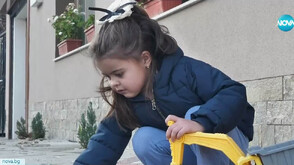 „Българската коледа” помага на малката Ая от Кресна, която мечтае да стане пожарникар