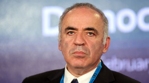 Руски съд арестува задочно легендата Гари Каспаров