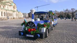 Васил Терзиев се качи на коледно влакче с Никола Цолов(СНИМКИ)