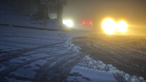 Сняг заваля на прохода Шипка