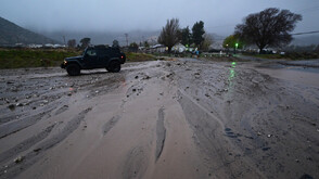 Обявиха извънредно положение в Лос Анджелис заради наводнения на Коледа