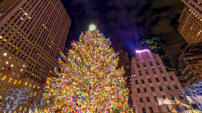 Коледа в Ню Йорк: Как посрещнаха в САЩ празника
