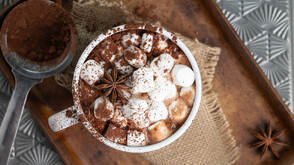 Експерти предупреждават: Горещият шоколад може да вреди на костите