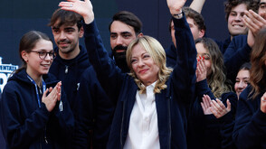 Мелони отправи празнични пожелания към сънародниците си и служителите на Палацо Киджи