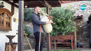 От Лондон до София - пътят на един млад мъж, посветен на опазването на родните традиции