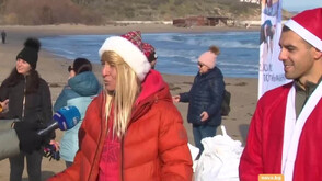 "Чистата Коледа": Доброволци почистват българските плажове