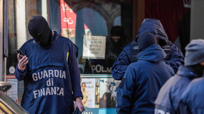 Италианските власти арестуваха девет души, финансиращи „Хамас“