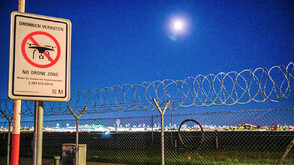 Дронове нарушиха работата на летището в германския град Хановер