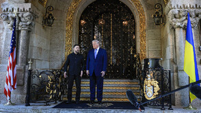 Зеленски пристигна в "Мар-а-лаго" за разговори с Тръмп (ОБНОВЯВА СЕ)