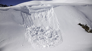 Висока лавинна опасност в Пирин