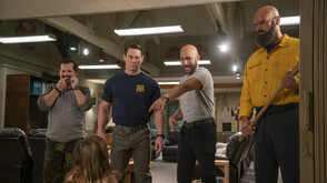 Животът на пожарникари се обръща с главата надолу в „Не си играй с огъня“