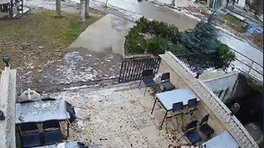 Ураганен вятър с пориви над 120 км/ч нанесе сериозни щети във Враца