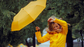 Жълт код за силен вятър и поледици в част от страната в понеделник