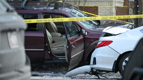 Служител на имиграционните власти в САЩ застреля жена в автомобила ѝ