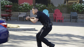 Спешно обаждане от Will.i.am. от Black Eyed Peas в „Новобранецът“